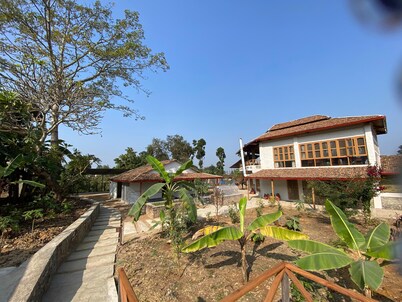 Himalchuli Nature Farmstay