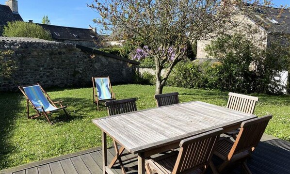 Outdoor dining - Houses & Villas for 5 People (Plurien)