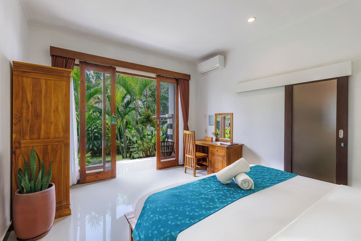 Standard Room, Garden View | Free WiFi