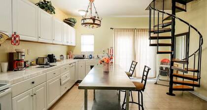 Sea Escape Two story home by Beach & Pier