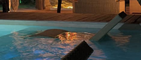 Piscine extérieure