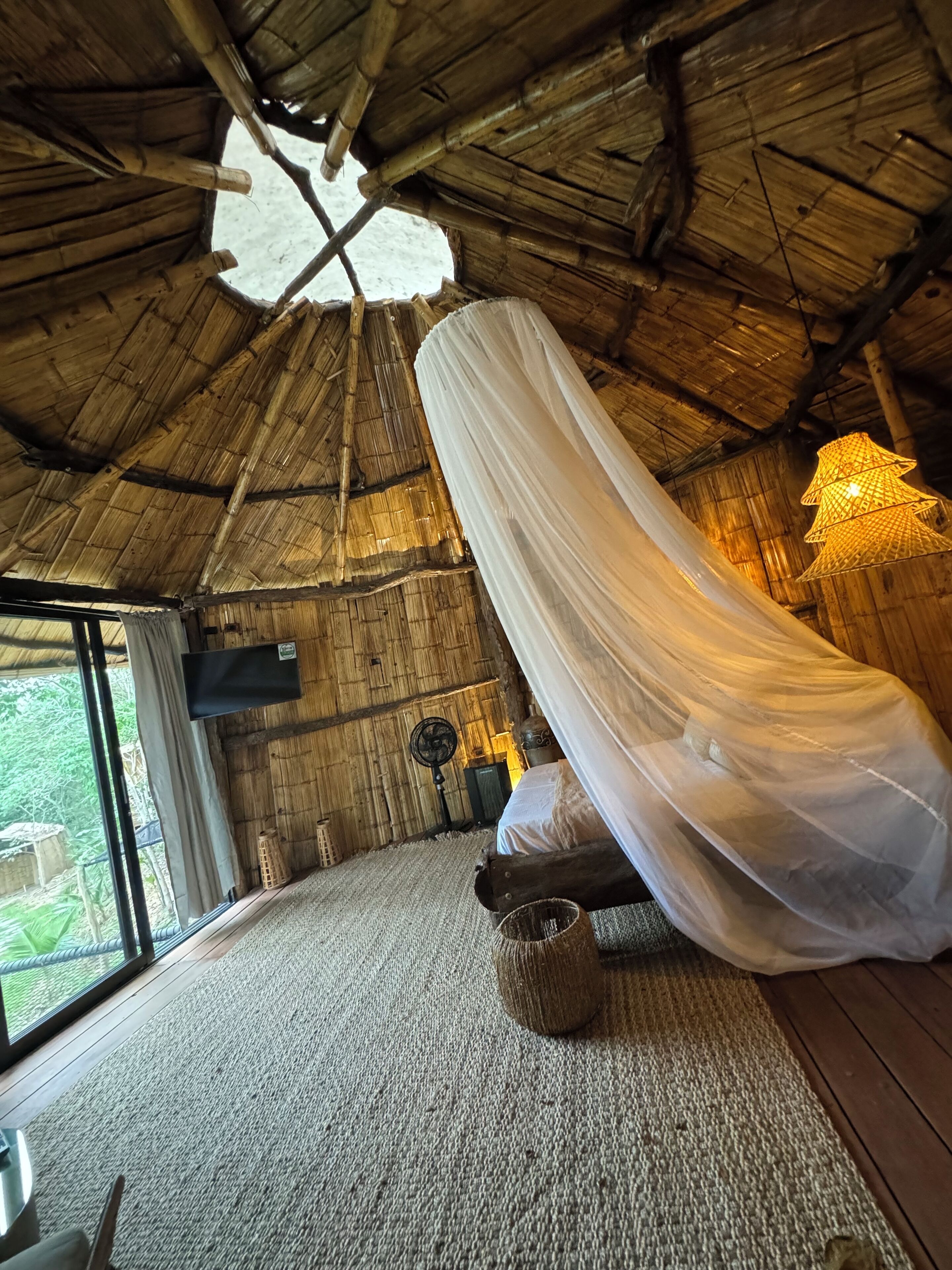 8 habitaciones, wifi gratis y ropa de cama 