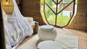 8 間睡房、免費 Wi-Fi、床單