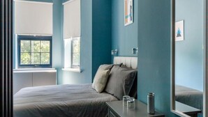Unclassified image, 4 of 11, button - Standard Single Room (Brighton)