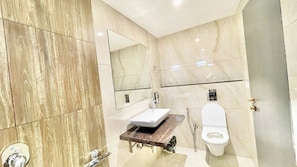 Shower, rainfall showerhead, free toiletries, bidet - Premium Hotel M Shri near Mahakal Temple (Ujjain)