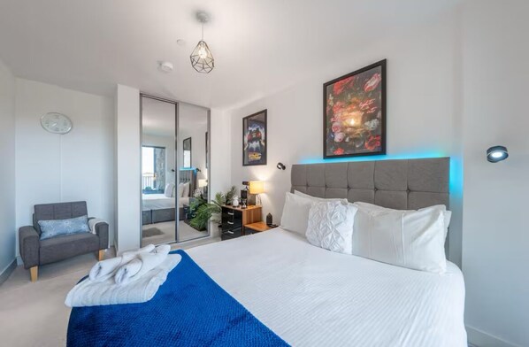 1 bedroom, iron/ironing board, free WiFi, bed sheets - Brand New Lux 1 Bed in Harrow with Balcony. Near Heathrow and Wembley Stadium (Harrow)