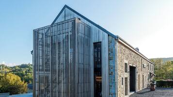 Comfort Chalet, Hill View | Exterior