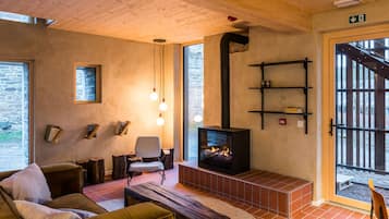 Comfort Chalet, Hill View | Living area