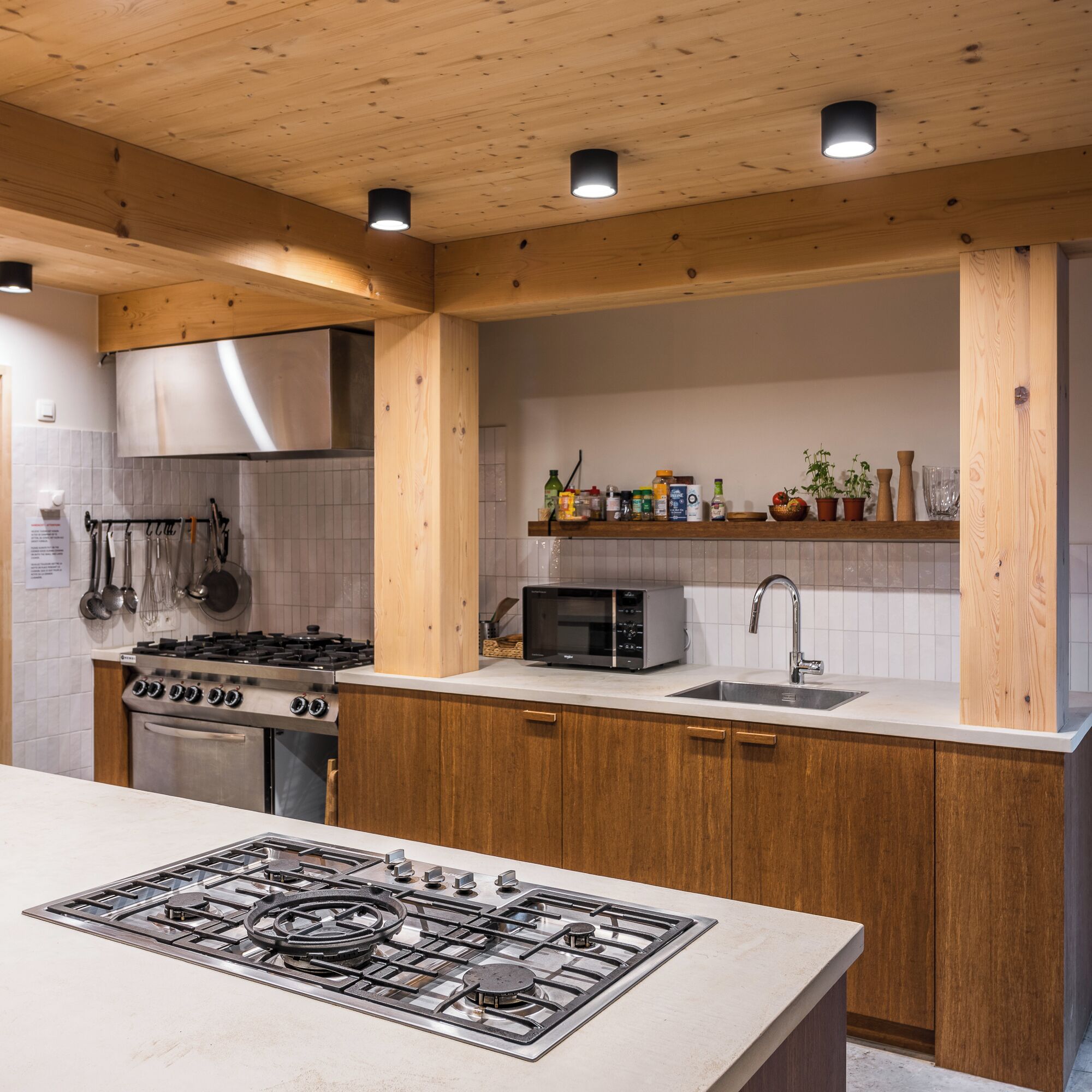 Comfort-chalet, näköala mäelle | Yksityinen keittiö