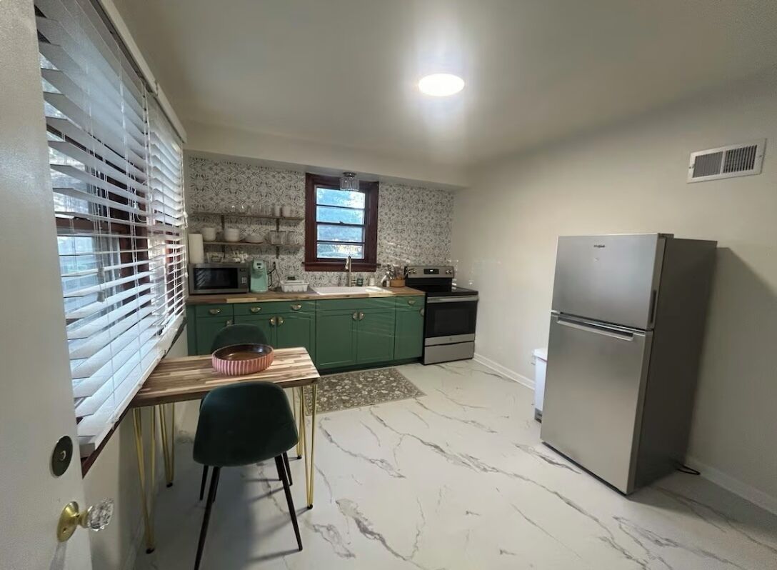 Mikrobølgeovn, ovn og kokeplater