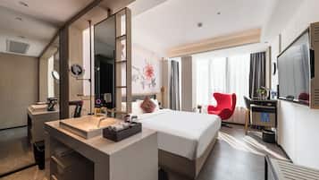 Basic Double Room, Private Bathroom, City View | Desk, laptop workspace, iron/ironing board, free WiFi