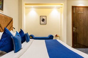 Deluxe Double Room | Desk, free WiFi - BNB Sakura (Gurugram)