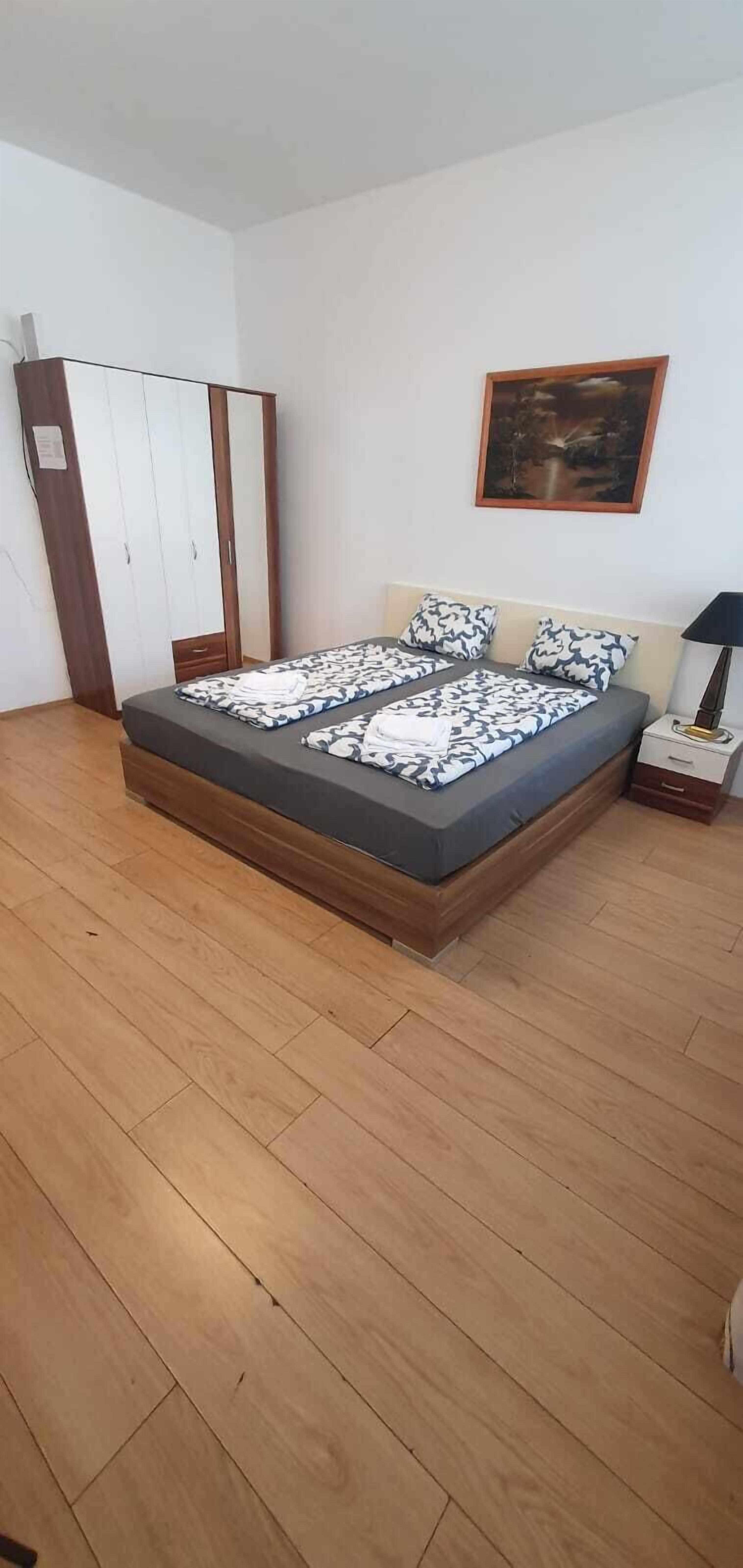 Basic-Apartment | Bügeleisen/Bügelbrett, kostenloses WLAN