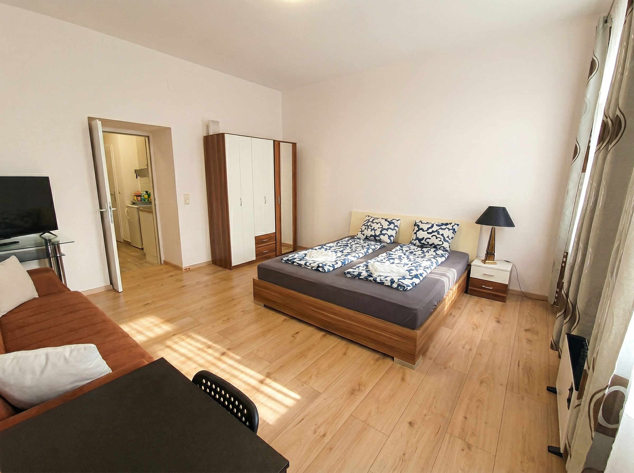 Apartamento básico | Tabla de planchar con plancha y wifi gratis