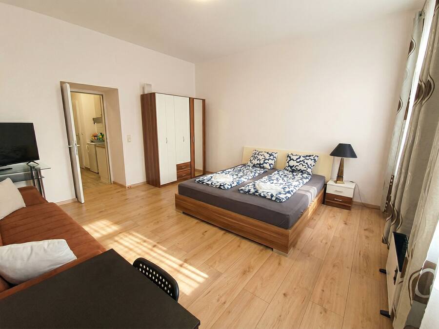 Basic Apartment | Iron/ironing board, free WiFi
