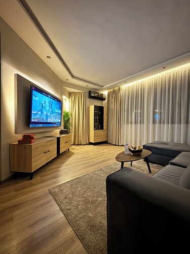The Noble Suite Luxury | 3BR