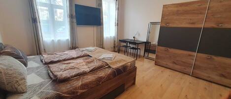 Perushuoneisto | Näkymä huoneesta