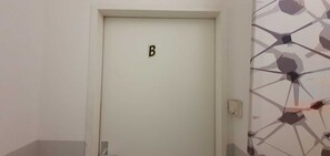 Exterior - Cozy 1BR 15 Min To Center Enkplatz U3 (Vienna)