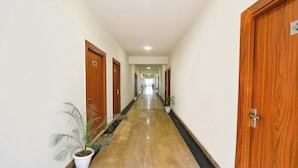 Unclassified image, 3 of 11, button - Hotel Golden Petals (Greater Noida)