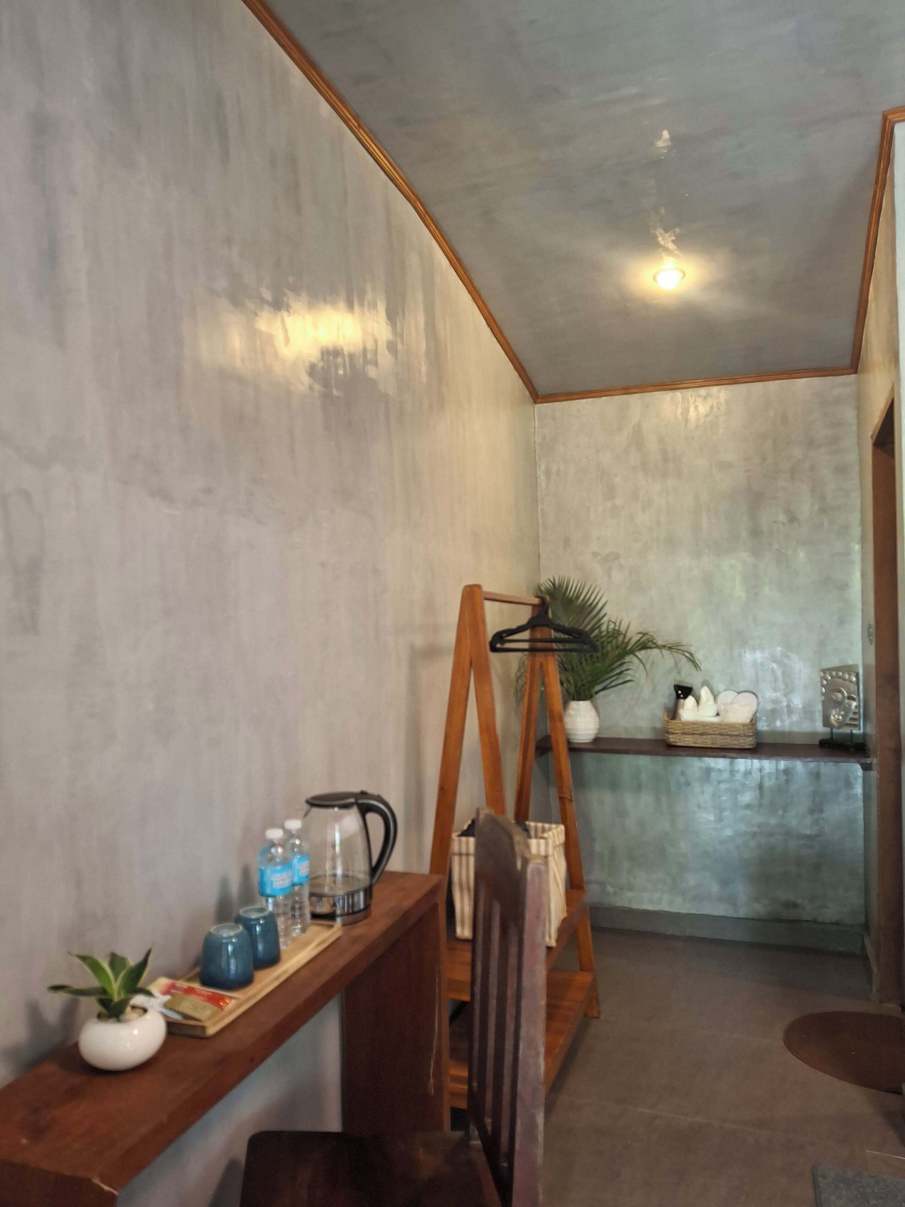 Fer et planche à repasser, Wi-Fi gratuit, draps fournis