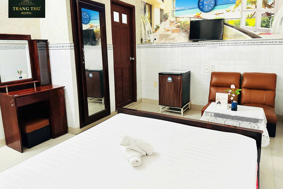 Basic Double Room, Air conditioning, City View | Free WiFi