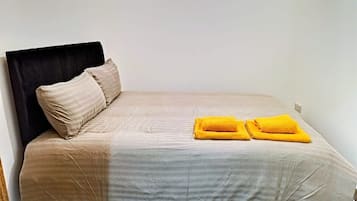 1 chambre, fer et planche à repasser, Wi-Fi gratuit