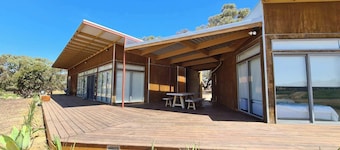 Relaxing Country Retreat in the Pyrenees Region – Modern Comfort, Quiet Escape