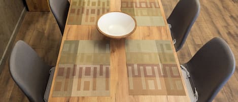 Deluxe appartement, balkon, uitzicht op stad | Woonruimte