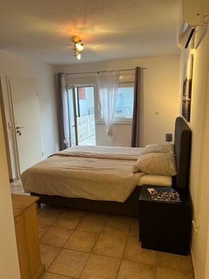 1 Schlafzimmer, Bügeleisen/Bügelbrett, kostenloses WLAN, Bettwäsche