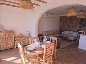 Dining - Taghazout Ait Bihi Cosy short-term accommodation (Ait Bihi)