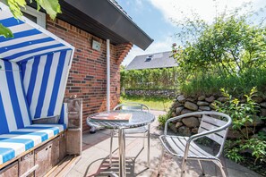 Outdoor dining - Island child 1 - Munkmarsch (Munkmarsch)