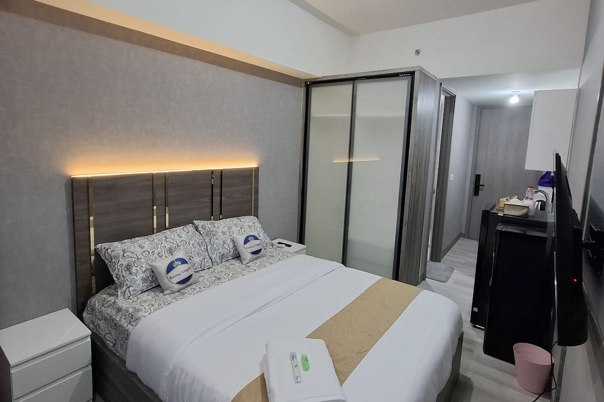 Estúdio | Frigobar (abastecido com itens grátis)