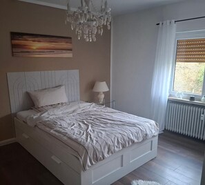 2 slaapkamers, wifi, beddengoed