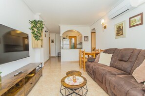 Living area - Dreamy Sea Views Apartment La Mata Beach (Torrevieja)