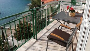 Unclassified image, 5 of 11, button - House Karlo Apartments - One-bedroom Apartment With Sea View (Omis)