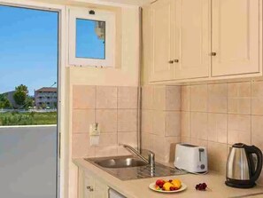 電熱水壺、多士爐