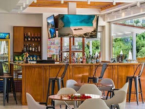 Snack bar