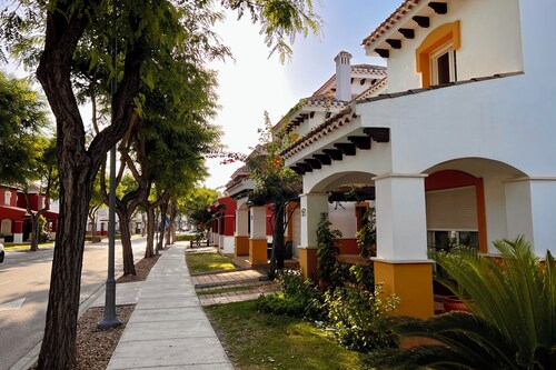 Las Limas, 2 bedroom home with private pool, BBQ and AC on Mar Menor Golf Resort