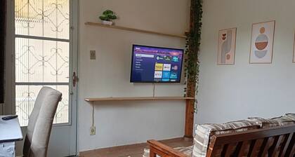 Furnished apartment, 2 bedrooms, near Unimed, CSN, H Zilda Arns, fully equipped kitchen.