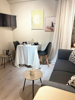 Dining - Apartment Hyper Center of Strasbourg (Strasbourg)