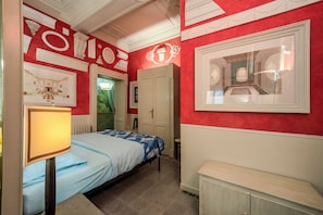 Iron/ironing board, WiFi, bed sheets - (Private Museum) Apartment in absolute center (Mantova)