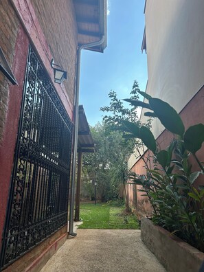 Property grounds - Beautiful house in Barão Geraldo (5 min from Unicamp) (Campinas)