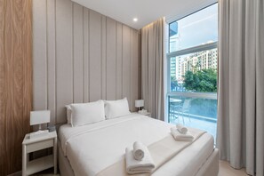 In-room safe, iron/ironing board, WiFi - Chic 2BR Palm Living w/ Beach Access (Dubai)