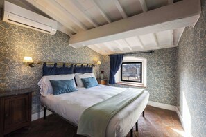 Standard-Apartment, Stadtblick | Bügeleisen/Bügelbrett, kostenloses WLAN