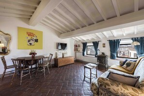 Standard-Apartment, Stadtblick | Wohnbereich