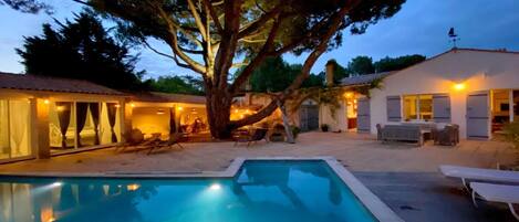 Udendørs pool, opvarmet pool