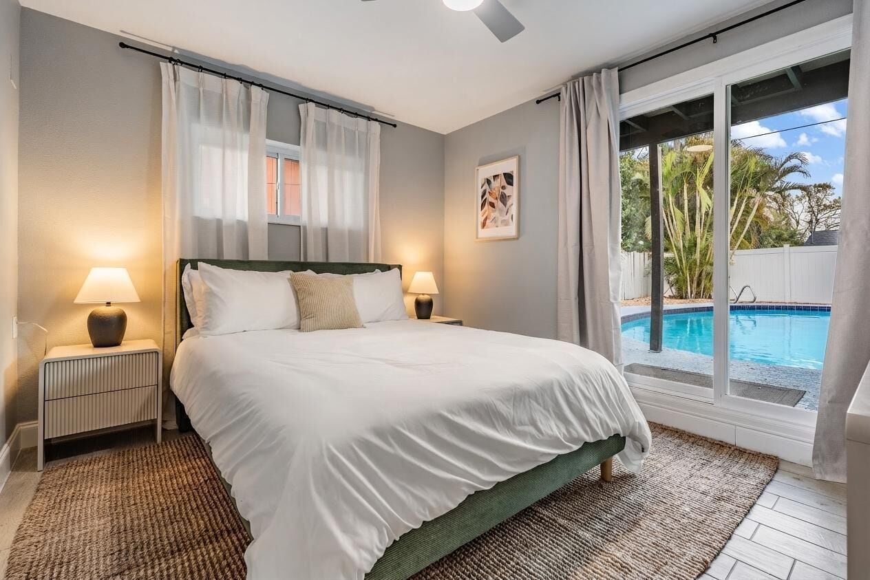 4 bedrooms, desk, iron/ironing board, free WiFi