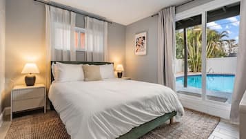 4 bedrooms, desk, iron/ironing board, free WiFi