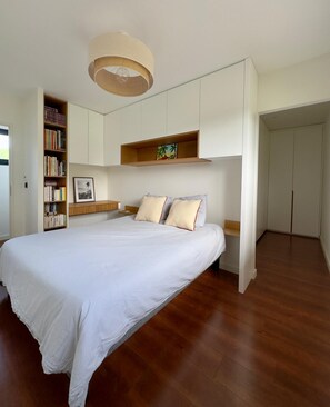 Fer et planche à repasser, Wi-Fi, draps fournis