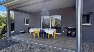 UtendĂžrsservering